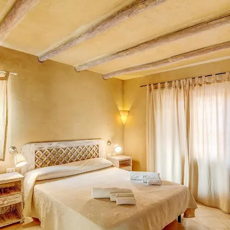 Beautiful In W/ 1 Bedrooms Appartamento Golfo Aranci